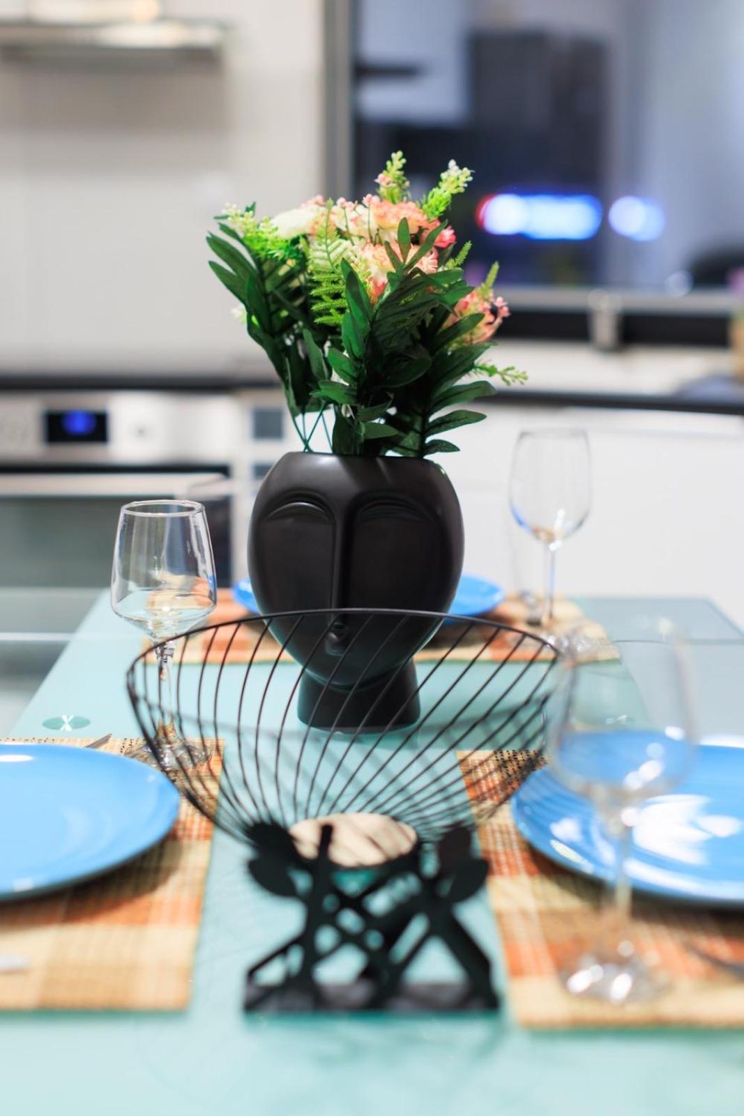 Aiolos Luxury Metro Acropolis Suite 7 Near Museum Of Modern Art Athens Ngoại thất bức ảnh