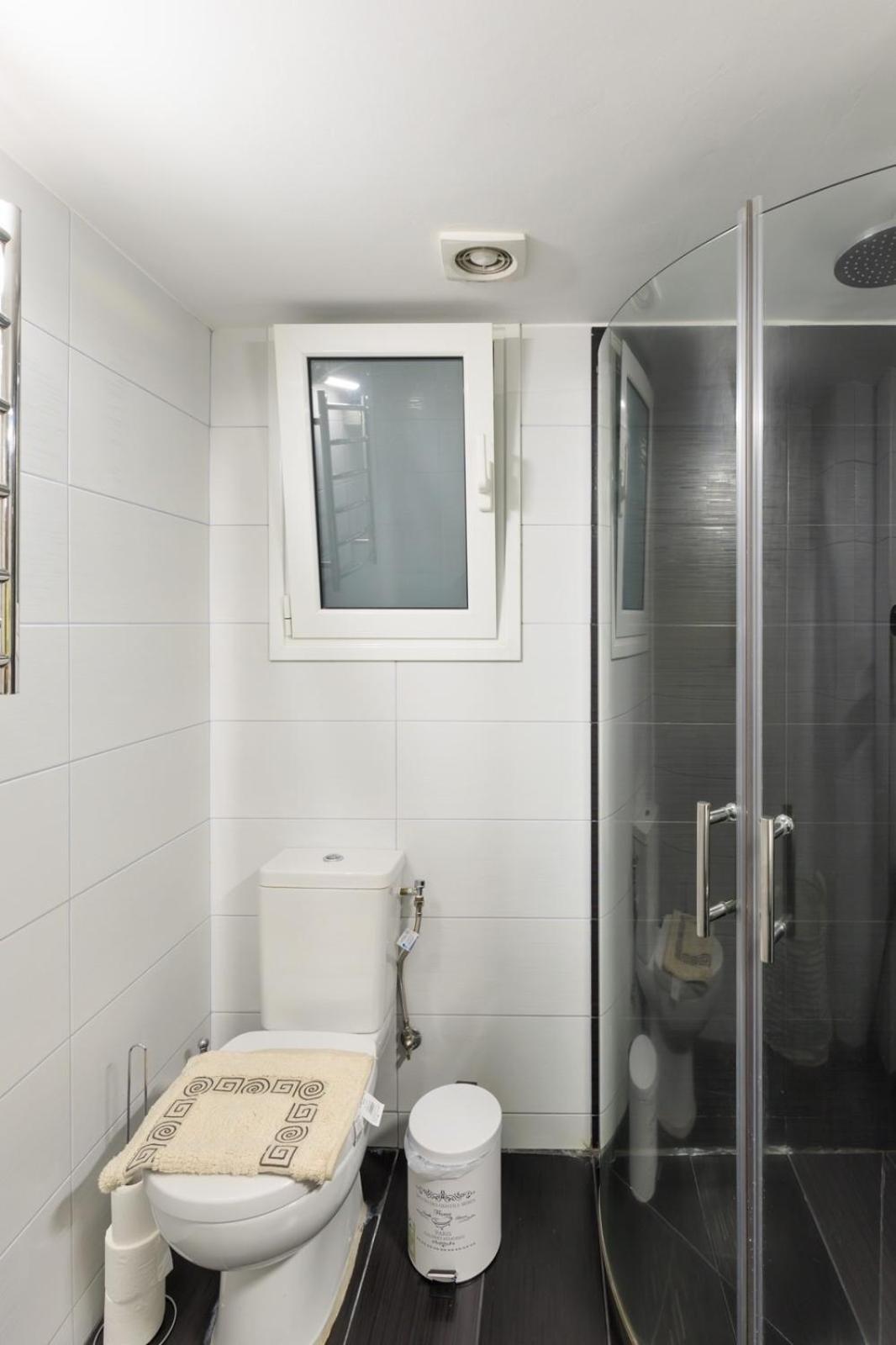 Aiolos Luxury Metro Acropolis Suite 7 Near Museum Of Modern Art Athens Ngoại thất bức ảnh